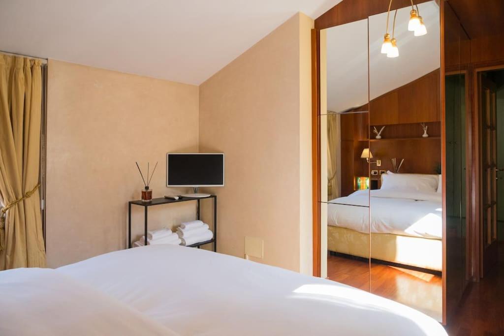 Апартаменты Carbonesi Luxury - Centro Storico Болонья Экстерьер фото