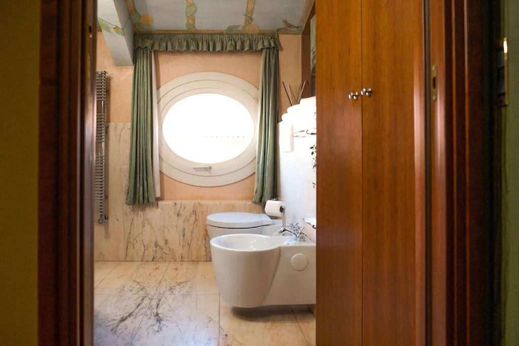 Апартаменты Carbonesi Luxury - Centro Storico Болонья Экстерьер фото